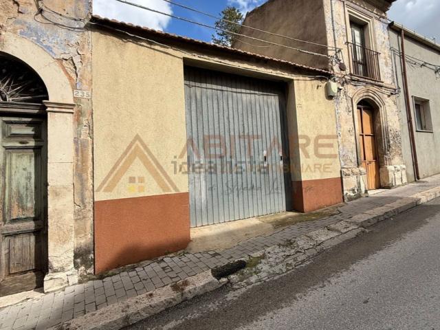 Villetta indipendente in vendita di 400 m² in Via Magenta, 237