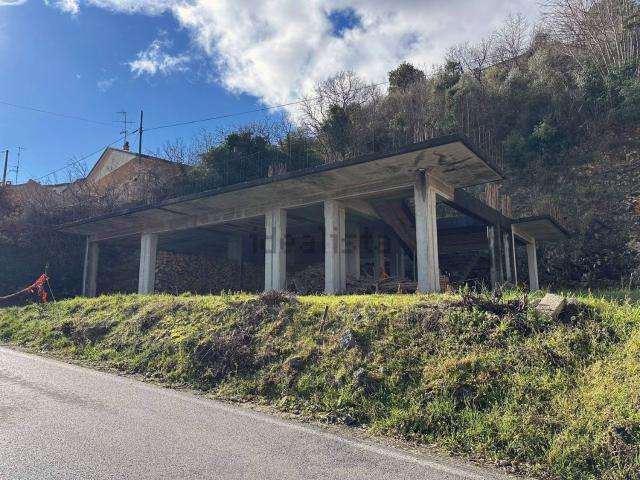 Villetta indipendente in vendita di 400 m² in Via MICHELE CARBONE