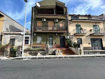 Villetta indipendente in vendita di 400 m² in Via Salvatore Quasimodo, 6