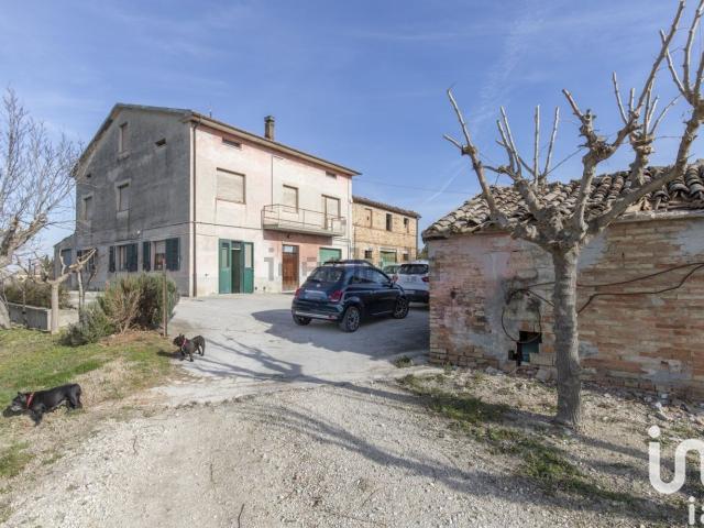 Villetta indipendente in vendita di 400 m² in Via San Marino, 11