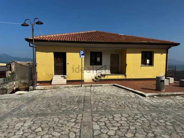 Villetta indipendente in vendita di 400 m² in Via San Antonio, 2