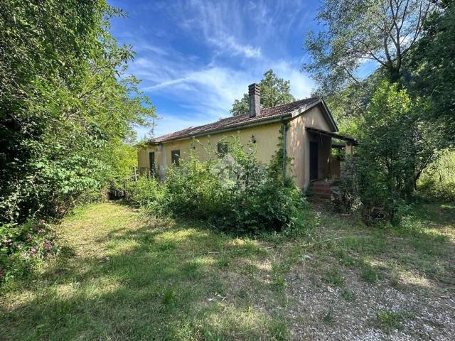 Villetta indipendente in vendita di 400 m² in Via Sferracavalli
