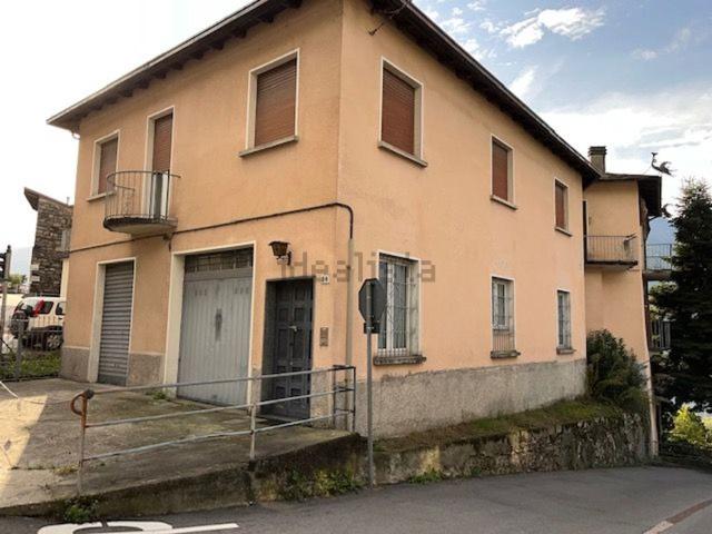Villetta indipendente in vendita di 400 m² in Via Panoramica, 38