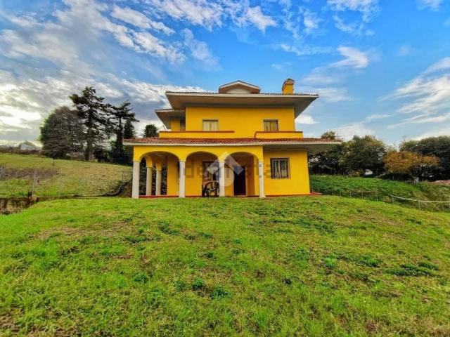 Villetta indipendente in vendita di 400 m² in Via Paolo Borsellino, 6
