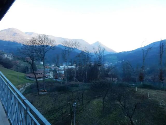 Villetta indipendente in vendita di 400 m² in Via Pasanello