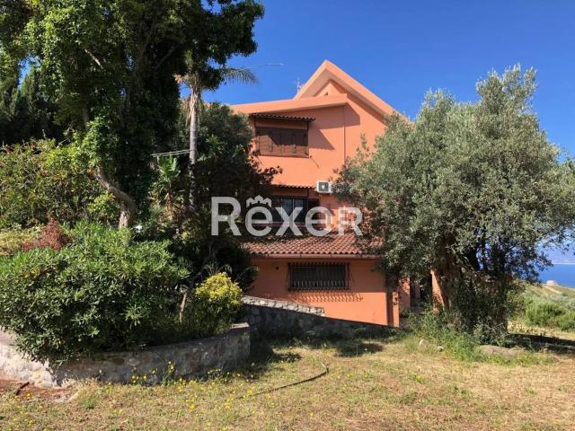 Villetta indipendente in vendita di 400 m² in Via per Armo