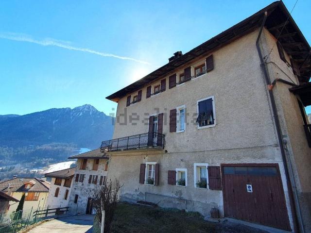 Villetta indipendente in vendita di 400 m² in Via Piave