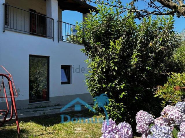 Villetta indipendente in vendita di 400 m² in Via Pinerolo, 2