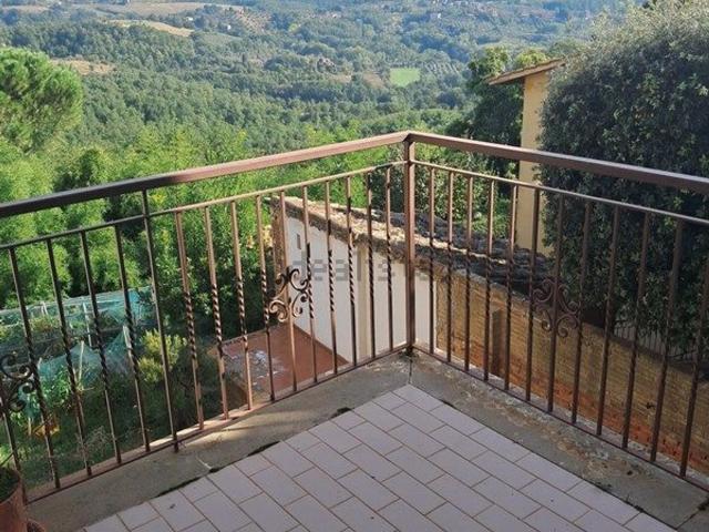 Villetta indipendente in vendita di 400 m² in Via Roma