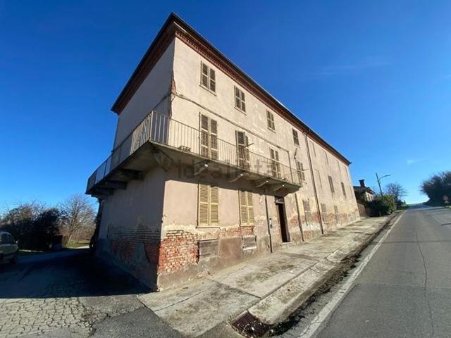 Villetta indipendente in vendita di 400 m² in Via Roma
