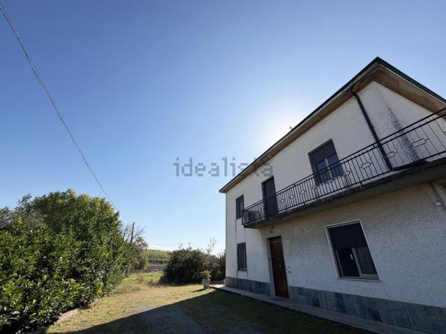 Villetta indipendente in vendita di 400 m² in Via Roma, 92