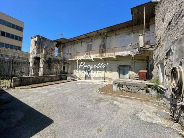 Villetta indipendente in vendita di 400 m² in Via Teodosio de Bonis