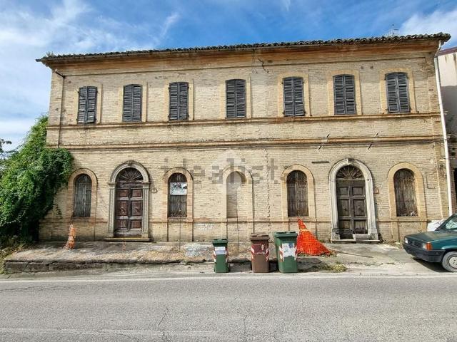 Villetta indipendente in vendita di 400 m² in Borgo da Mare, 95