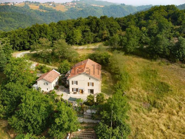 Villetta indipendente in vendita di 400 m² in Frazione Cimaferle, 213