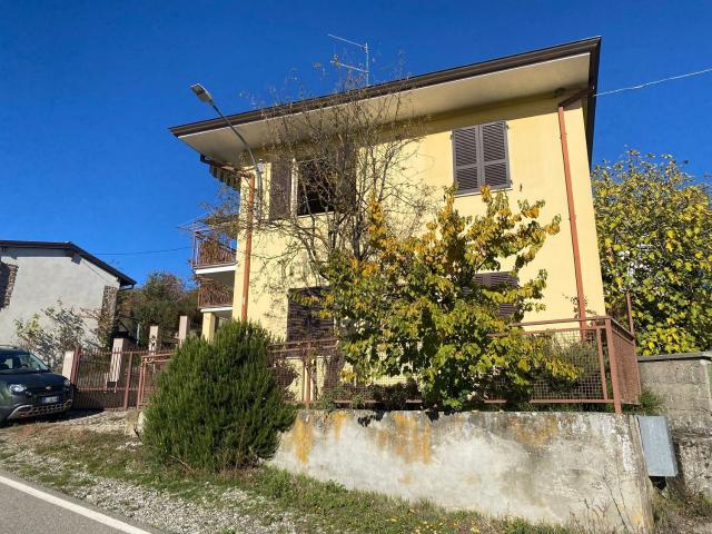 Villetta indipendente in vendita di 400 m² in Località COSTALTA, 10