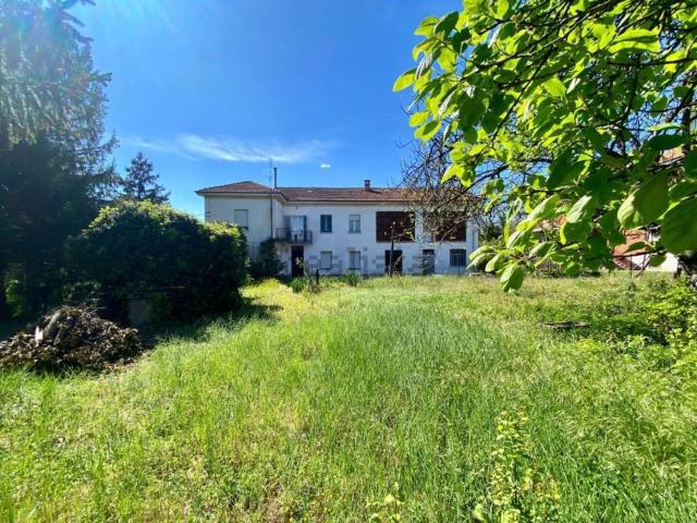 Villetta indipendente in vendita di 400 m² in Strada San Michele, 4