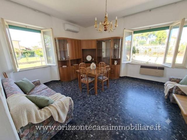 Villetta indipendente in vendita di 401 m²