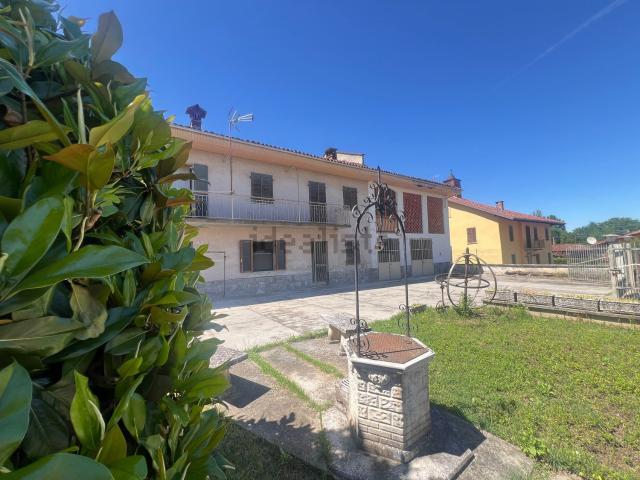 Villetta indipendente in vendita di 402 m² in Strada Stazione San Damiano