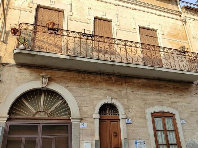 Villetta indipendente in vendita di 406 m² in Via Regina Margherita, 27