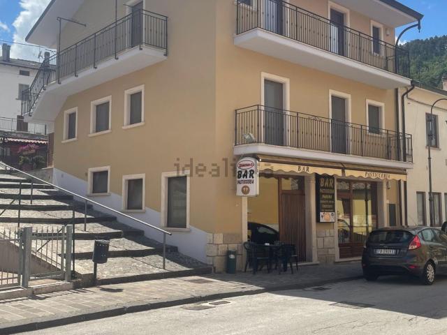 Villetta indipendente in vendita di 406 m² in Corso San Rocco, 60