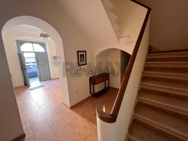 Villetta indipendente in vendita di 408 m² in Corso Roma, 59