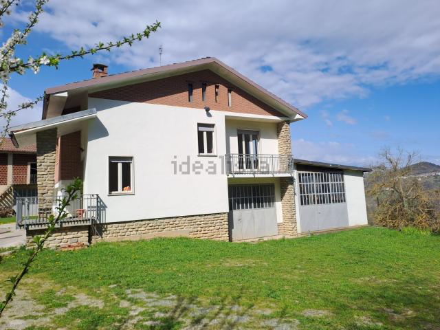 Villetta indipendente in vendita di 408 m² in Via Provinciale