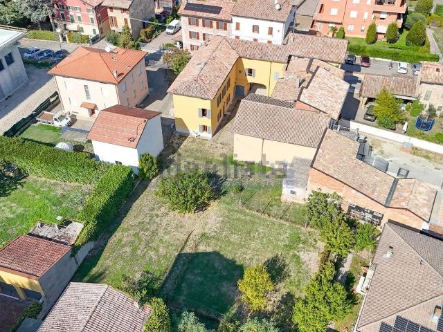 Villetta indipendente in vendita di 408 m² in Via R. dall&apos Aglio