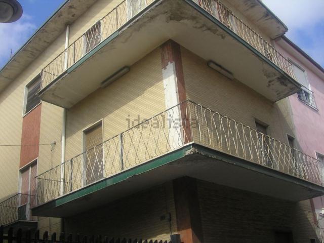 Villetta indipendente in vendita di 408 m² in Via Vittorio Emanuele