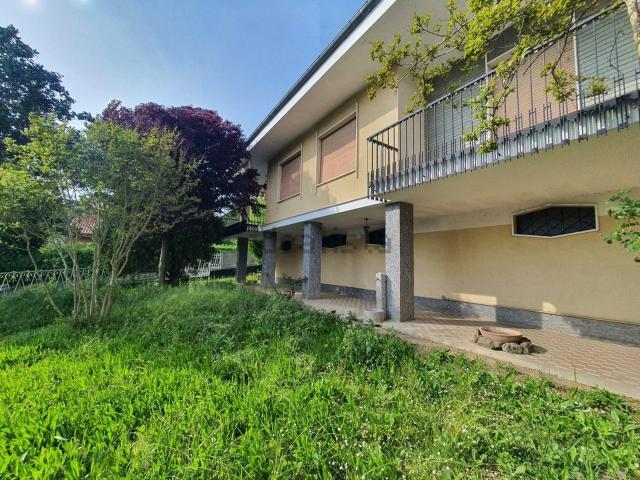 Villetta indipendente in vendita di 410 m²