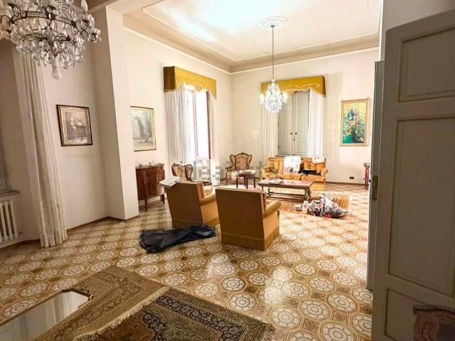 Villetta indipendente in vendita di 410 m²