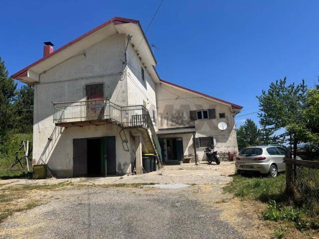 Villetta indipendente in vendita di 410 m²