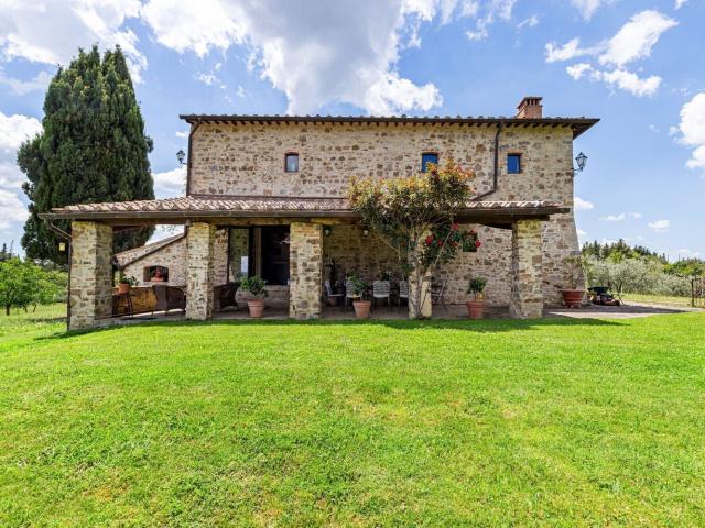 Villetta indipendente in vendita di 410 m² in Strada di Cortine, 4