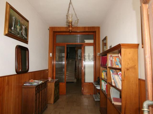 Villetta indipendente in vendita di 411 m²