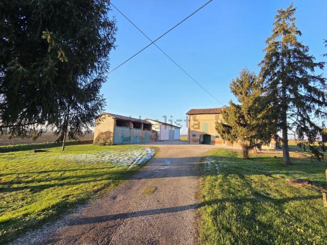 Villetta indipendente in vendita di 412 m² in Via V. Malagoli