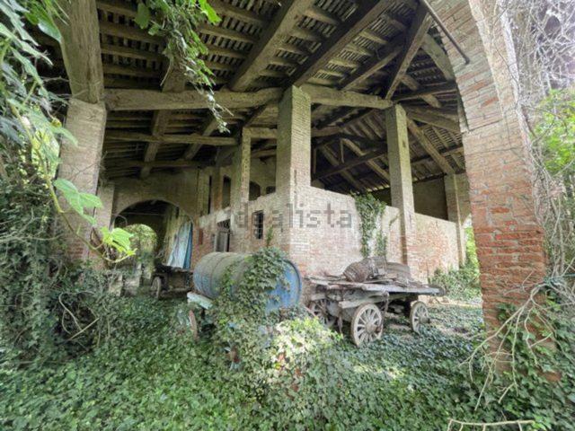 Villetta indipendente in vendita di 413 m² in Via Reggio, 88