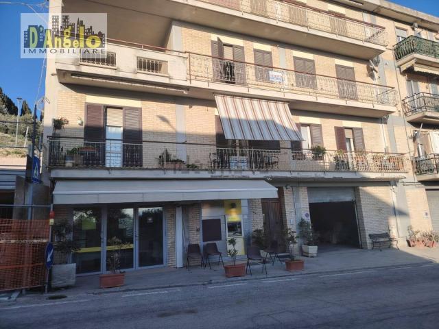 Villetta indipendente in vendita di 414 m² in Borgo San Paolo, 22