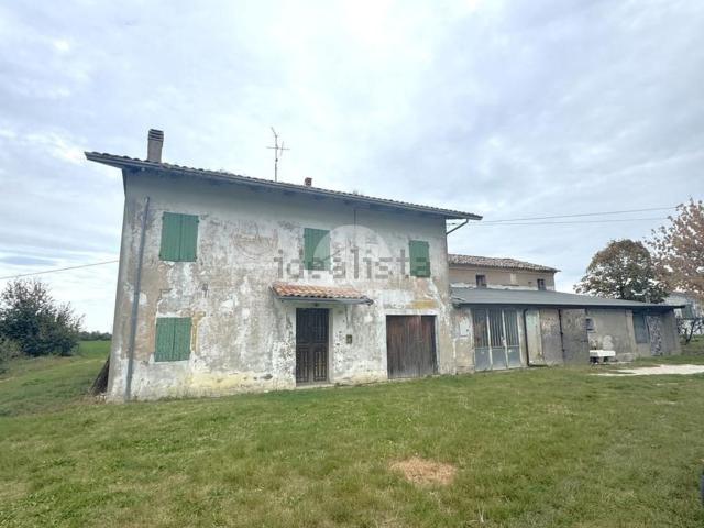 Villetta indipendente in vendita di 415 m² in Via Cagnona