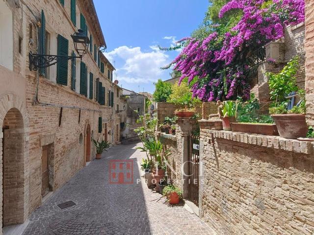 Villetta indipendente in vendita di 415 m² in Via G. Fraccagnani, 20