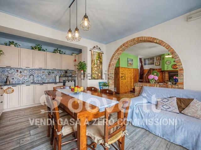 Villetta indipendente in vendita di 417 m² in Via Saletto