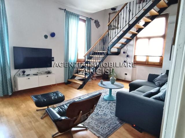 Villetta indipendente in vendita di 420 m²