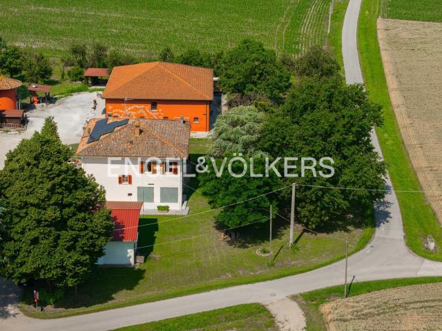 Villetta indipendente in vendita di 420 m² in Via Bastardina di Sopra, 18