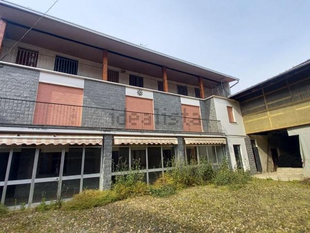 Villetta indipendente in vendita di 420 m² in Via G. Marconi, 5