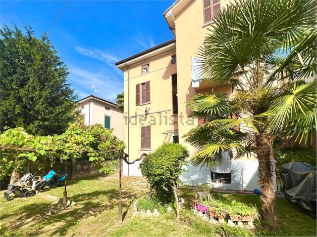 Villetta indipendente in vendita di 420 m² in Via Nino Bixio