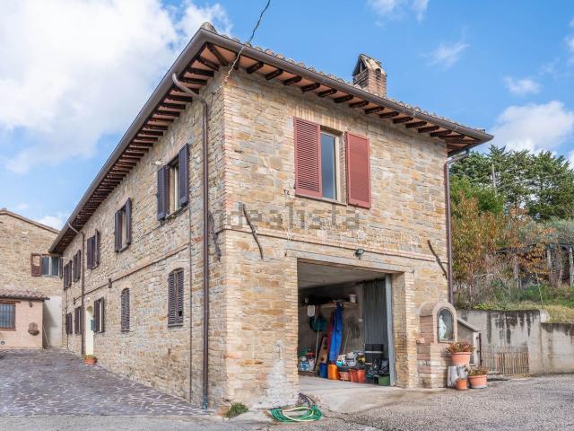 Villetta indipendente in vendita di 420 m² in Via San Fortunato