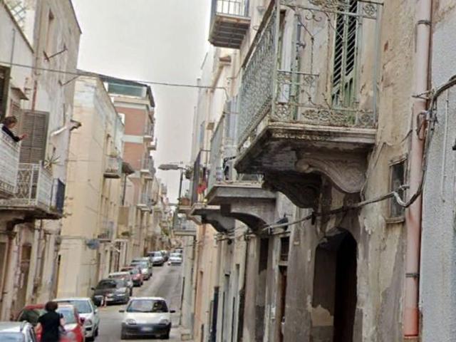 Villetta indipendente in vendita di 420 m² in Via Roma, 82