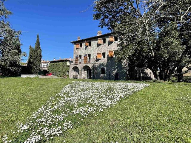 Villetta indipendente in vendita di 420 m² in Via Zepponami