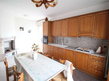 Villetta indipendente in vendita di 422 m² in Via Enrico Fermi