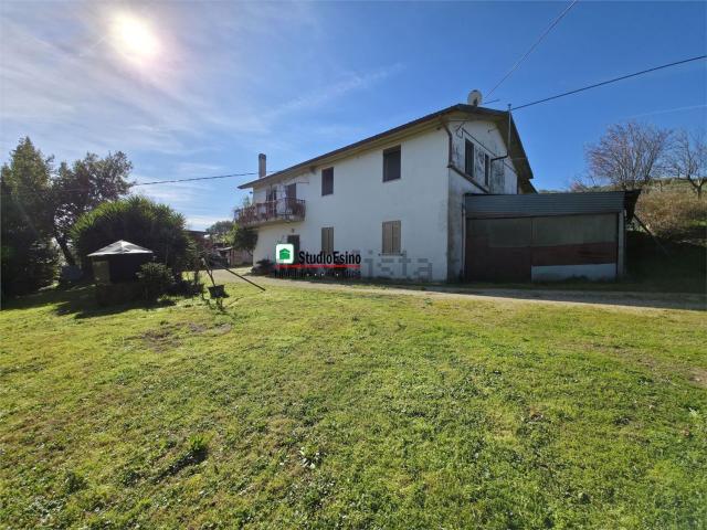 Villetta indipendente in vendita di 422 m² in Contrada Valle Orta, 105