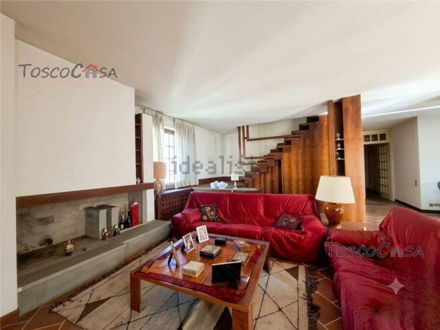 Villetta indipendente in vendita di 425 m²