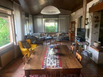 Villetta indipendente in vendita di 425 m²